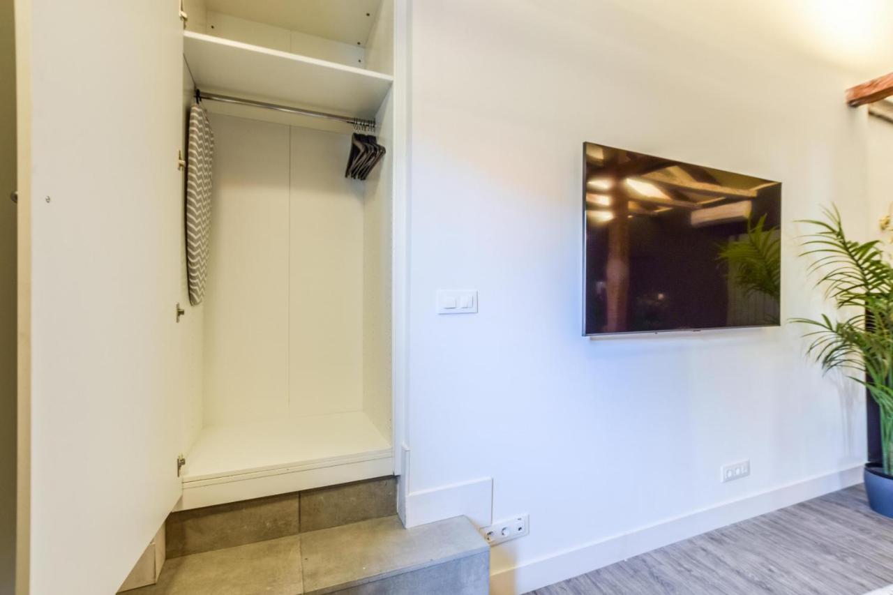 Апартаменты Gran Via Rustico -No Ascensor- Мадрид Экстерьер фото